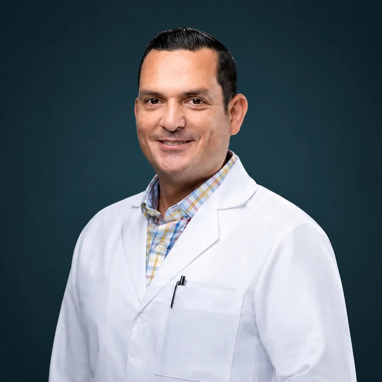 Mommy makeover Landing 14 Dr. Javier Nares, plastic surgeon for Mommy Makeover surgeries in Tijuana.