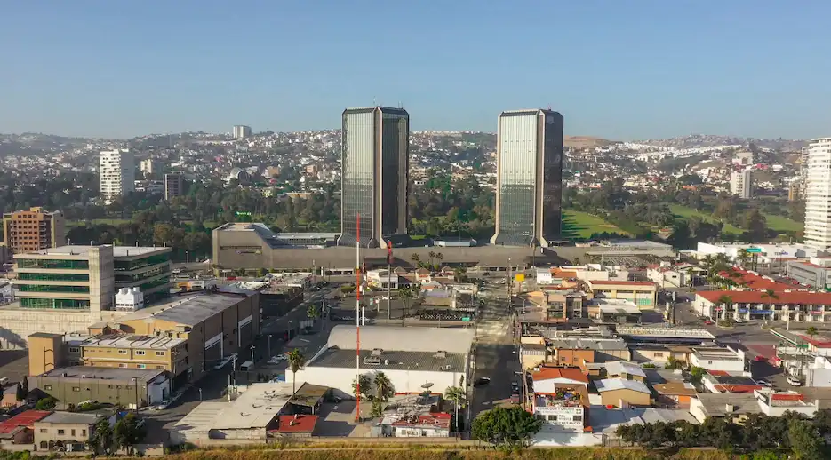 5 Easy Ways to Counteract the Effects of Saggy Skin After Weight Loss Surgery 3 Center of Modernity 1