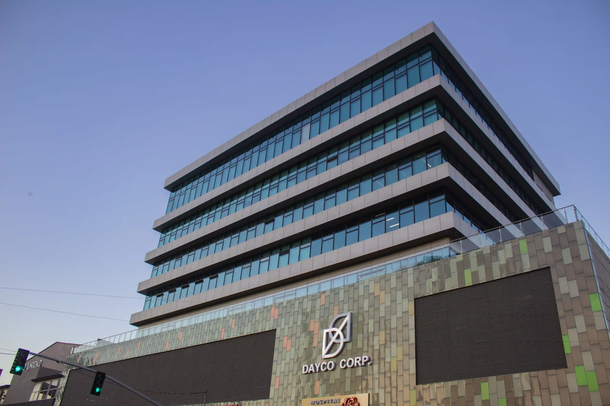 Gastric Balloon in Tijuana, Mexico 12 Modern medical facility where the best gastric balloon doctor in Tijuana performs weight loss procedures in a safe, clinical environment.